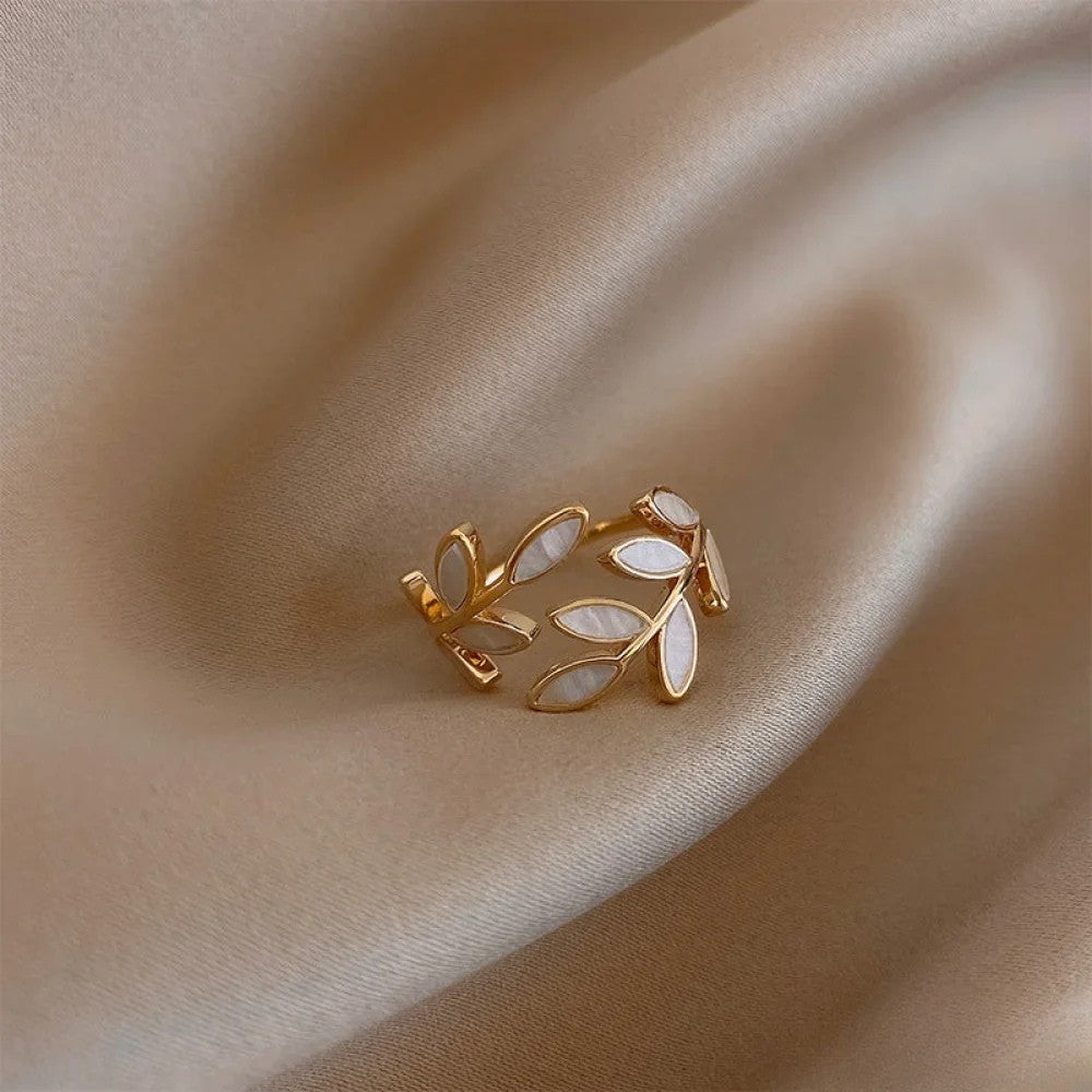 Issabeau™ Bague Feuillage Ajustable